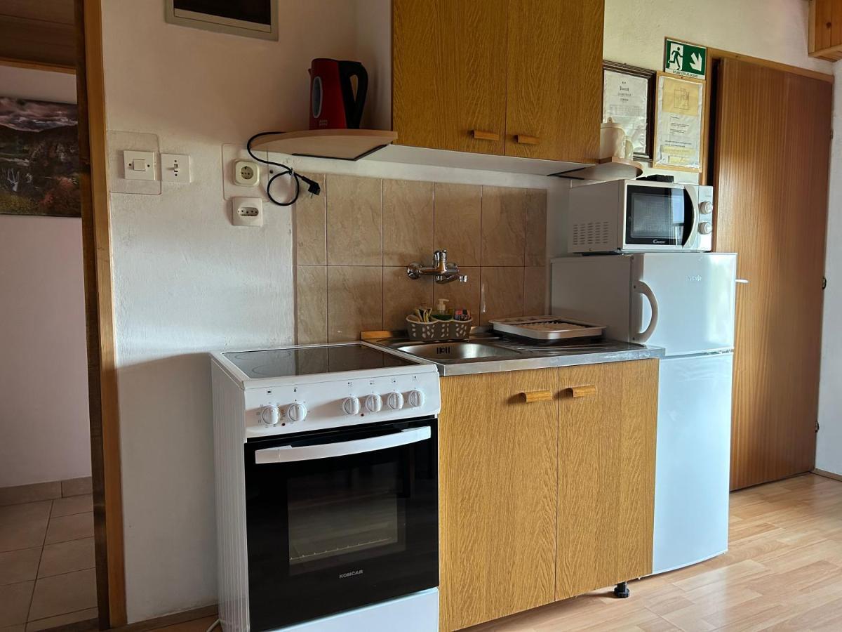 Apartman Mauro Rakovica Buitenkant foto