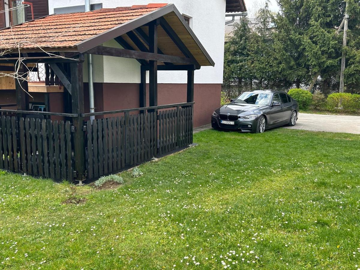 Apartman Mauro Rakovica Buitenkant foto