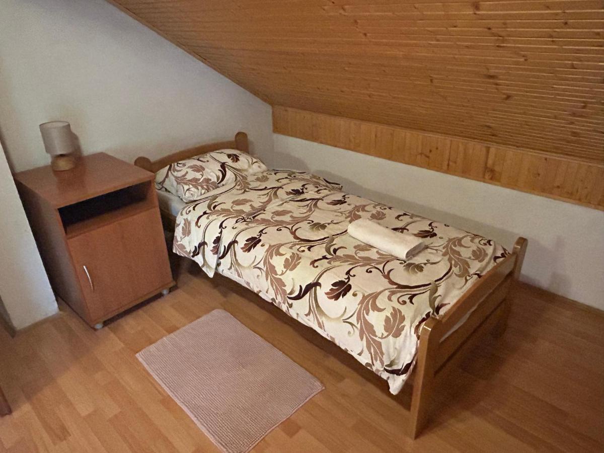 Apartman Mauro Rakovica Buitenkant foto